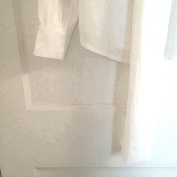 Blouse with Tie - Unworn - Picture 4 of 8